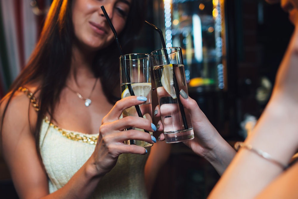 women drinking mocktails